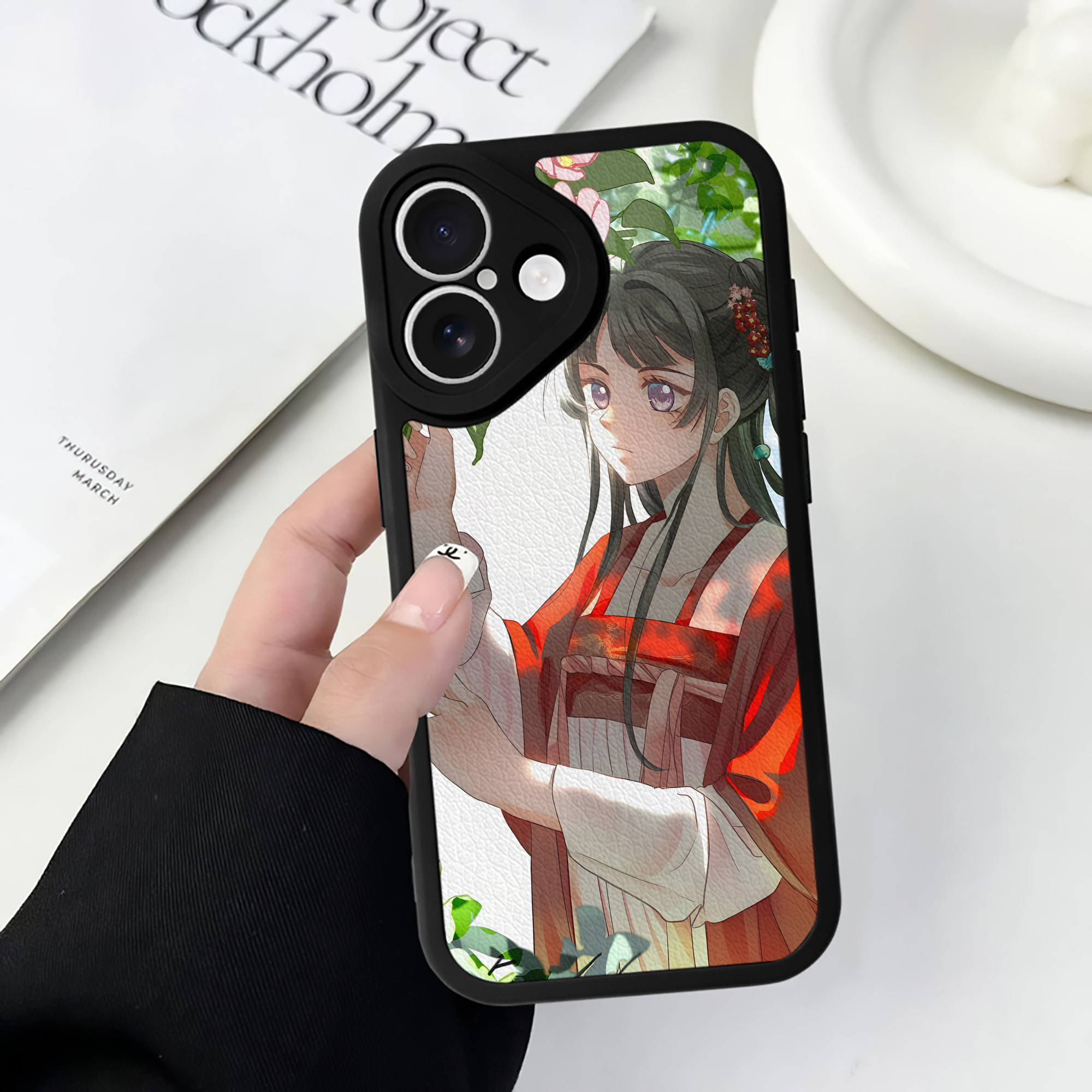 （画像用） 薬屋のひとりごと The Apothecary Diaries 【iPhone 16シリーズ対応】シリコンスマホケース（レザー調） 材質：シリコン